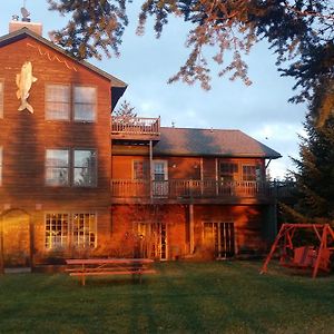 Skyport Lodge